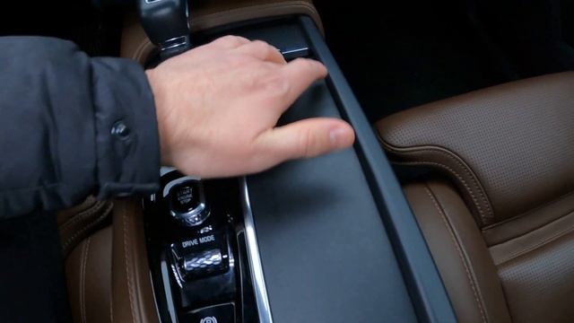 Автосалон Volvo цены. Volvo xc-60, xc-90 смотреть онлайн