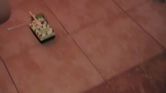 Играем в ТАНКИ на ПУЛЬТЕ УПРАВЛЕНИЯ !!! смотреть онлайн