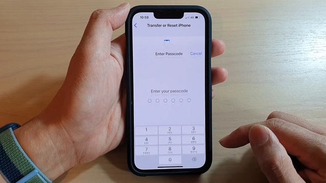 iPhone 13/13 Pro: How to Reset Keyboard Dictionary смотреть онлайн
