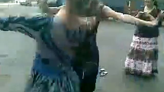 Лезгинка 2014 Кавказские девушки красиво танцуют Лезгинку Отжигают смотреть онлайн