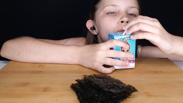НОРИ NORI ?  Eating Sounds ?  SEAWEED SNACKS