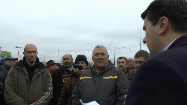 Встреча депутата ГД с дальнобойщиками г Новомосковск 22.11.2015 г НЕТ ПЛАТОНУ! смотреть онлайн