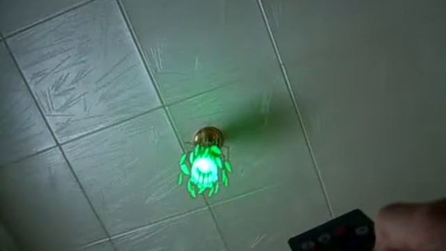 Лампа различного цвета с пультом управления смотреть онлайн