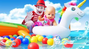 Что взять на пикник с БЕБИ БОН? Весёлые игры Как Мама с Baby Born. Смешные видео и куклы для девочек