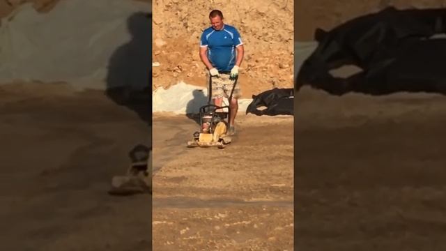 Трамбовка песка под фундамент смотреть онлайн