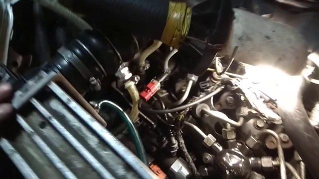 Форд транзит Коннект ..замена регулировочного клапана на насосе ТНВД VDO 10-01 смотреть онлайн