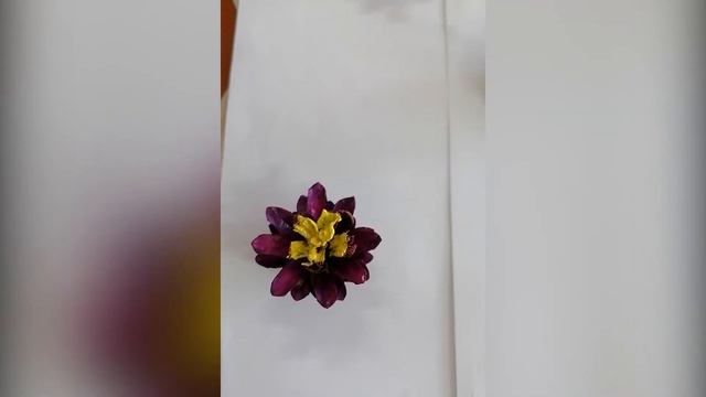 мастер класс Цветы из шишек смотреть онлайн