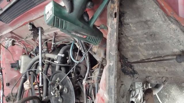 renault 4l "quatrelle" rescue and restoration episode 1 смотреть онлайн