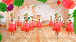 Д/с №43, младшая группа. Танец "Ягодки-кокетки"