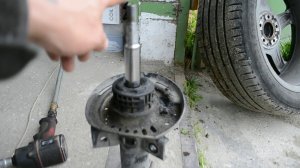 Стук передних стоек Mercedes-Benz GLK