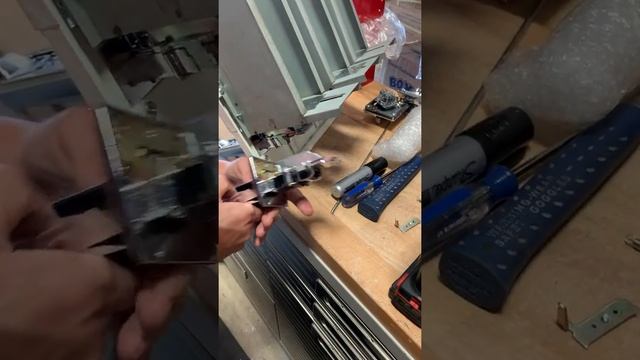Changing Vertical Slide Coin Mechanism From 50 Cents To 75 Cents  - Sticker And Tattoo Vending