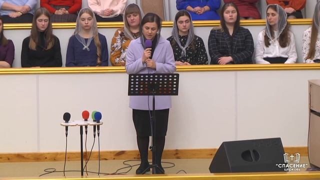 Так нависло над озером чёрное небо / Стихотворение смотреть онлайн