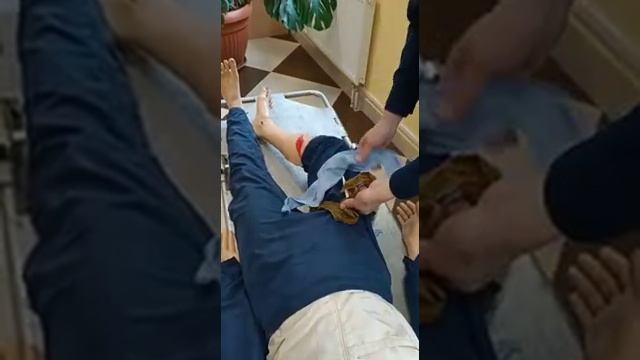 Остановка кровотечения подручными средствами, когда под рукой нет жгута