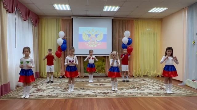 Оркестр диатонических колокольчиков ("Наш край" Д.Кабалевский) смотреть онлайн