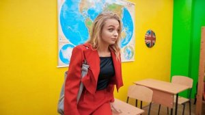 Попали в БУДУЩЕЕ! Встретили себя  ВЗРОСЛЫХ!