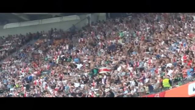 Ajax Ultras Vak 410 Singing Voor Ajax Amsterdam 2012 смотреть онлайн