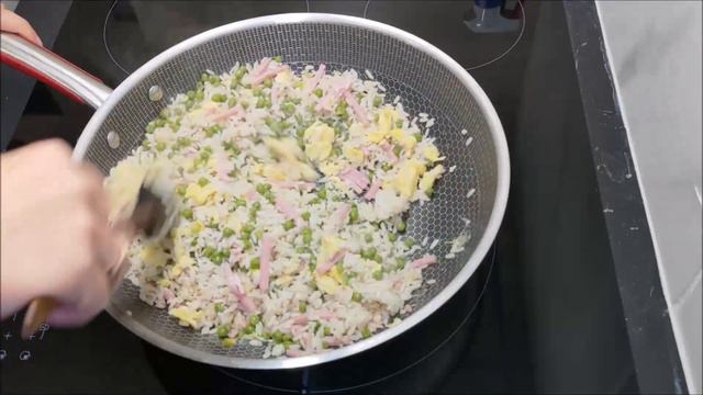Riz cantonais (riz frit) / Orez cantonez / Cantonese fried rice / Кантонский жареный рис смотреть онлайн