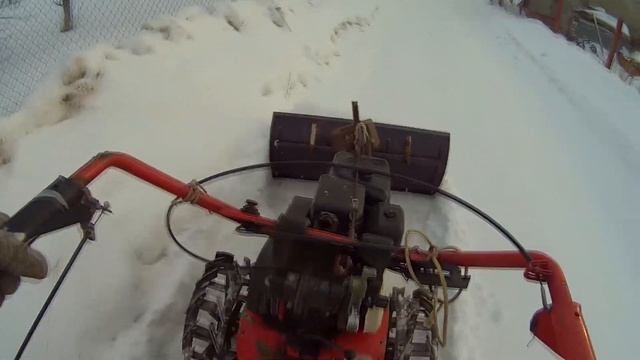 Борьба со снегом в деревне смотреть онлайн