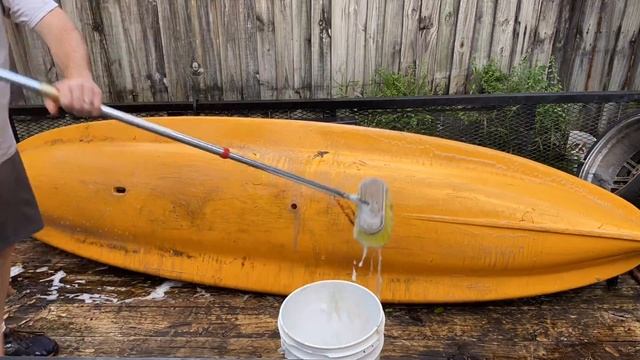 How to Clean a Kayak. Best Way to Clean Hobie Kayak Boat. смотреть онлайн