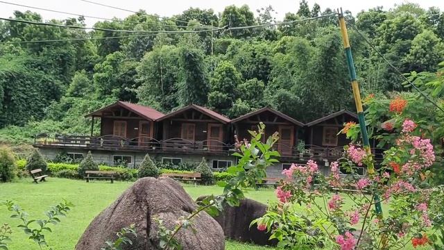 One Of The Best Resort Of Kaziranga | Mandu The Escape Resort смотреть онлайн