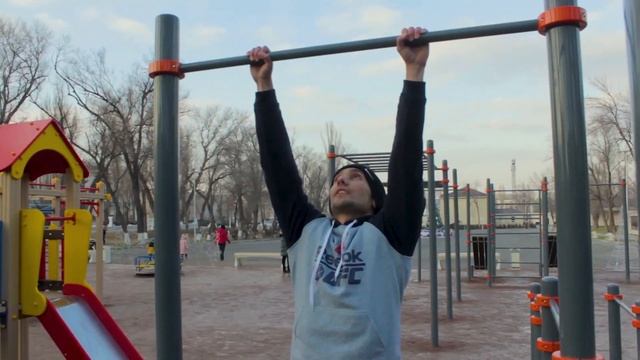 КАК НАБРАТЬ МАССУ С ПОМОЩЬЮ ТУРНИКА смотреть онлайн