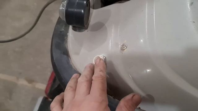 Обзор и монтаж помпы для откачки воды из лодки смотреть онлайн