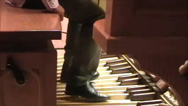Milwaukee Cathedral: Marco Lo Muscio "Red Pedal Solo" смотреть онлайн