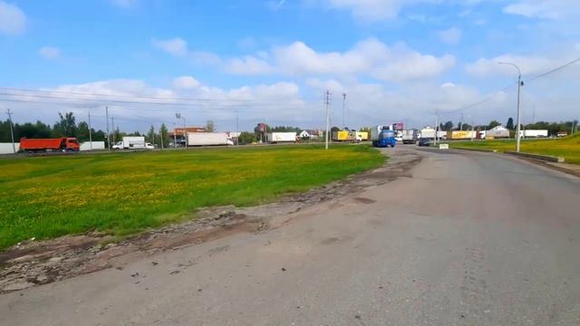 Не здоровая покатушка на шоссейнике)))