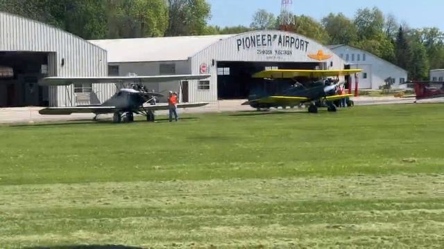 EAA's 1929 Ford Tri-Motor Does Test Runs at Pioneer Airport смотреть онлайн