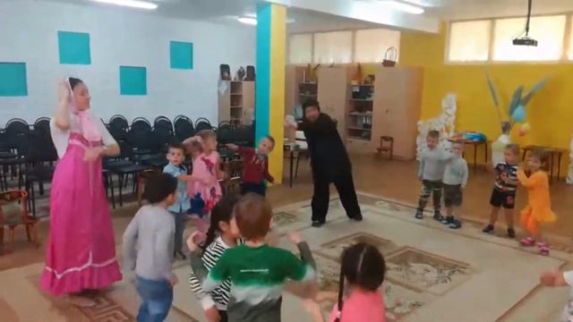 Конфетти. Курбангалеева Елена Рафаиловна смотреть онлайн