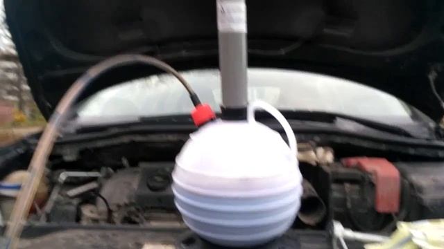 Двигатель EP6, замена моторного масла через щуп с помощью маслоотсоса Мастак смотреть онлайн