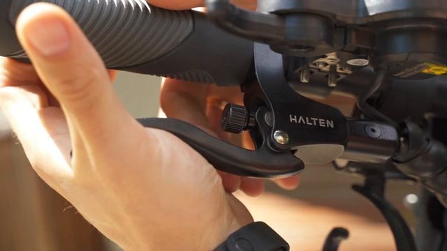 Гидравлические и механические тормоза электросамоката. В чём разница и какие выбрать? [ HALTEN ] смотреть онлайн