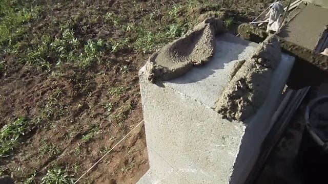 Укладка полнотелых цементно песчанных блоков смотреть онлайн