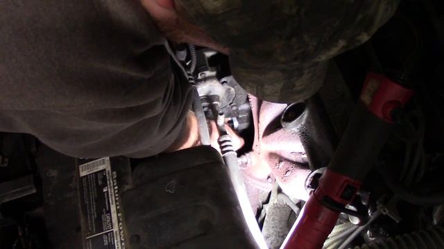 Replacing The Thermostat On A 1998 Saturn SL2