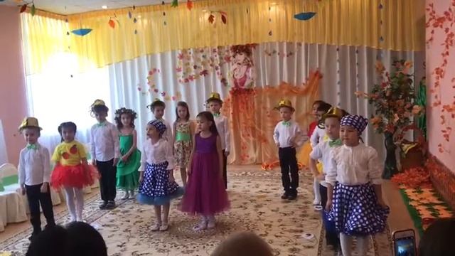 Утренник Золотая Осень 1, Детский сад "Семья Baby" смотреть онлайн