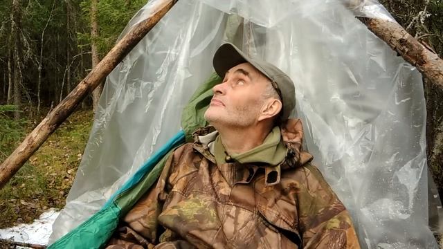 Путешествие к реке с ночёвкой. Малица как кресло у костра. Палатка как разгрузочное кресло у костра смотреть онлайн