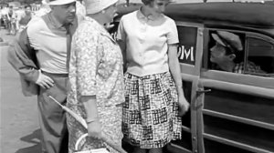 Взрослые дети 1961 фрагмент деревянный москвич