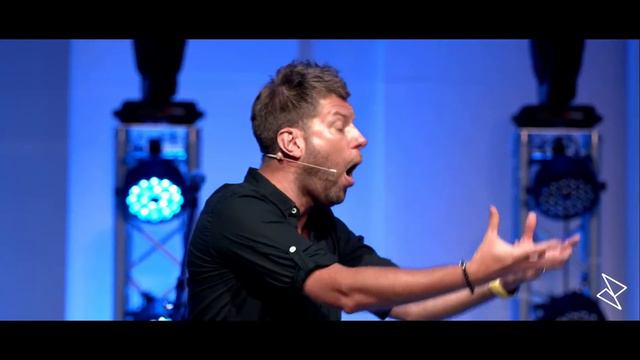 Евгений Пересветов "Я жду компенсации!" | Evgeny Peresvetov "I'm waiting for compensation!" смотреть онлайн
