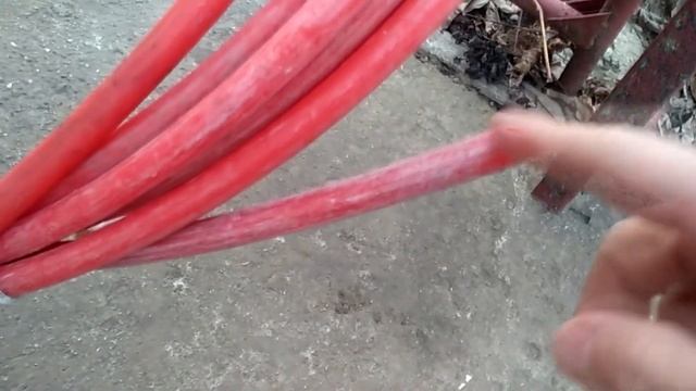 Простое оборудование для чистки канализации в колодцах. смотреть онлайн