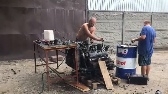 Двигатель ЗИЛ-130