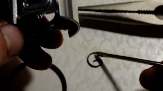 Правильная установка стопорных колец на поршне бензопилы смотреть онлайн