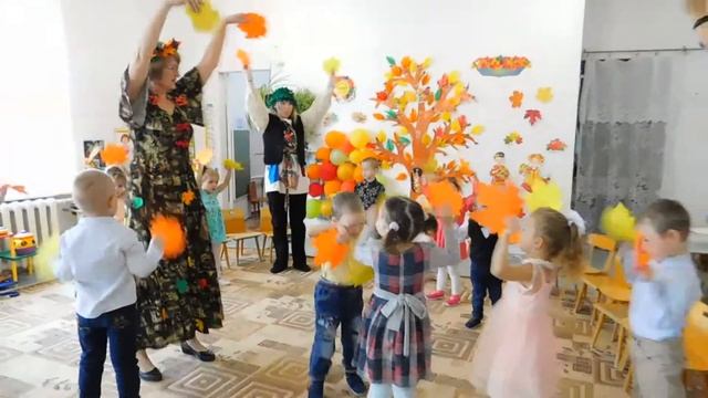 Осенний утренник. Группа "Зайки". Октябрьский д/с "Дюймовочка". октябрь 2021 смотреть онлайн