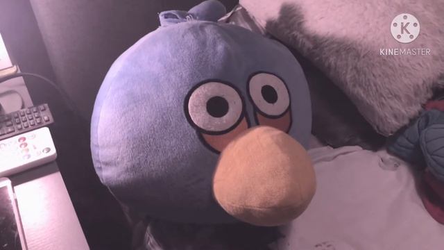 Different Vairations Of Angry Birds Blue Bird Shiuting For A McDonalds LOL смотреть онлайн