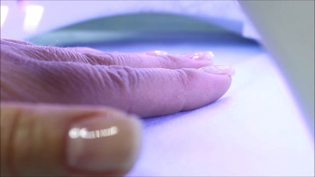 МАНИКЮР | УКРЕПЛЕНИЕ НАТУРАЛЬНЫХ НОГТЕЙ ГЕЛЕМ смотреть онлайн