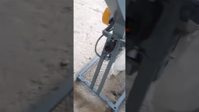 Дробилка для измельчения бутылки и стекла. смотреть онлайн