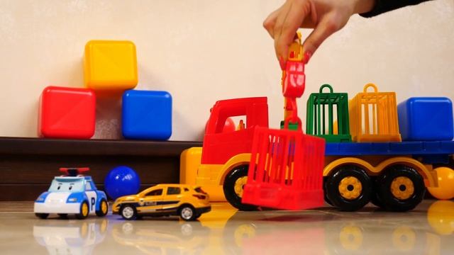 Машинки-помощники собирают металлолом! Игры для мальчиков и развивающие мультики про игрушки смотреть онлайн