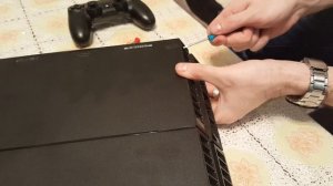 Устранение проблемы срабатывания сенсорной кнопки подачи диска Sony Playstation 4 самостоятельно