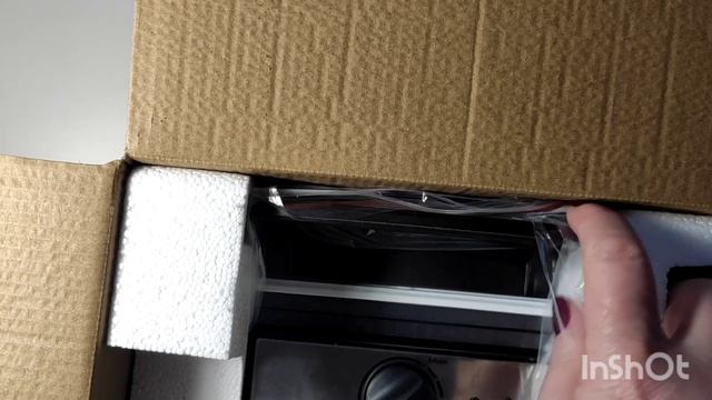 Распаковка вафельница от Kitfort KT-1646