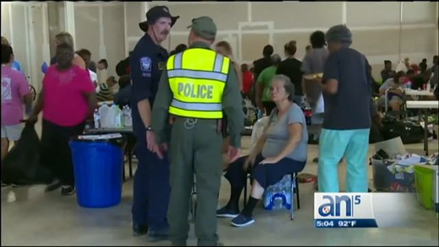 Casa Blanca presenta paquete de ayuda a víctimas de Harvey - América TeVé смотреть онлайн