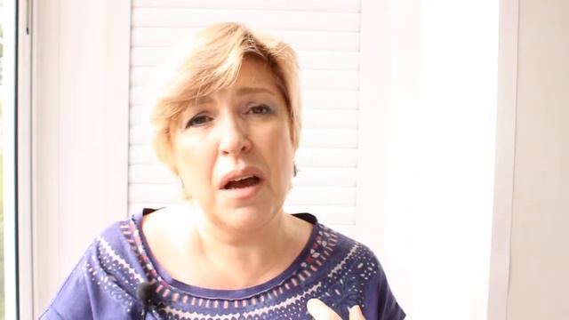 Почему люди бояться строить отношения с красивыми? смотреть онлайн